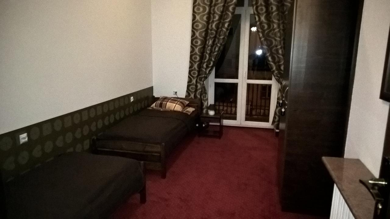 Hostel Maxim Варшава Екстериор снимка