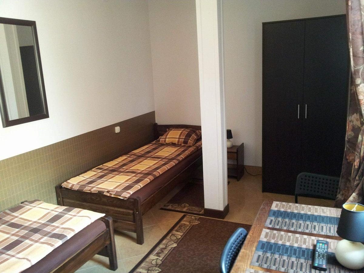 Hostel Maxim Варшава Екстериор снимка