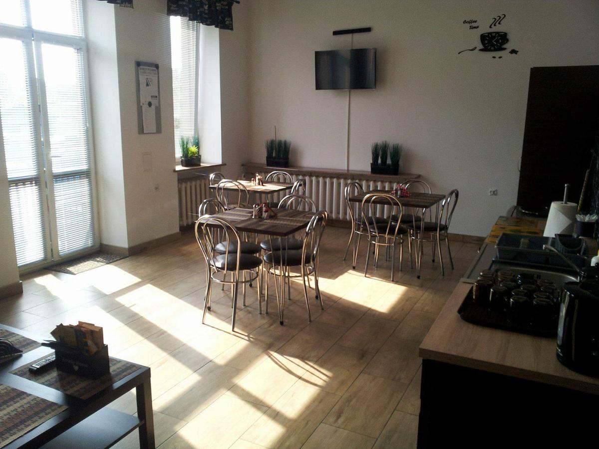 Hostel Maxim Варшава Екстериор снимка